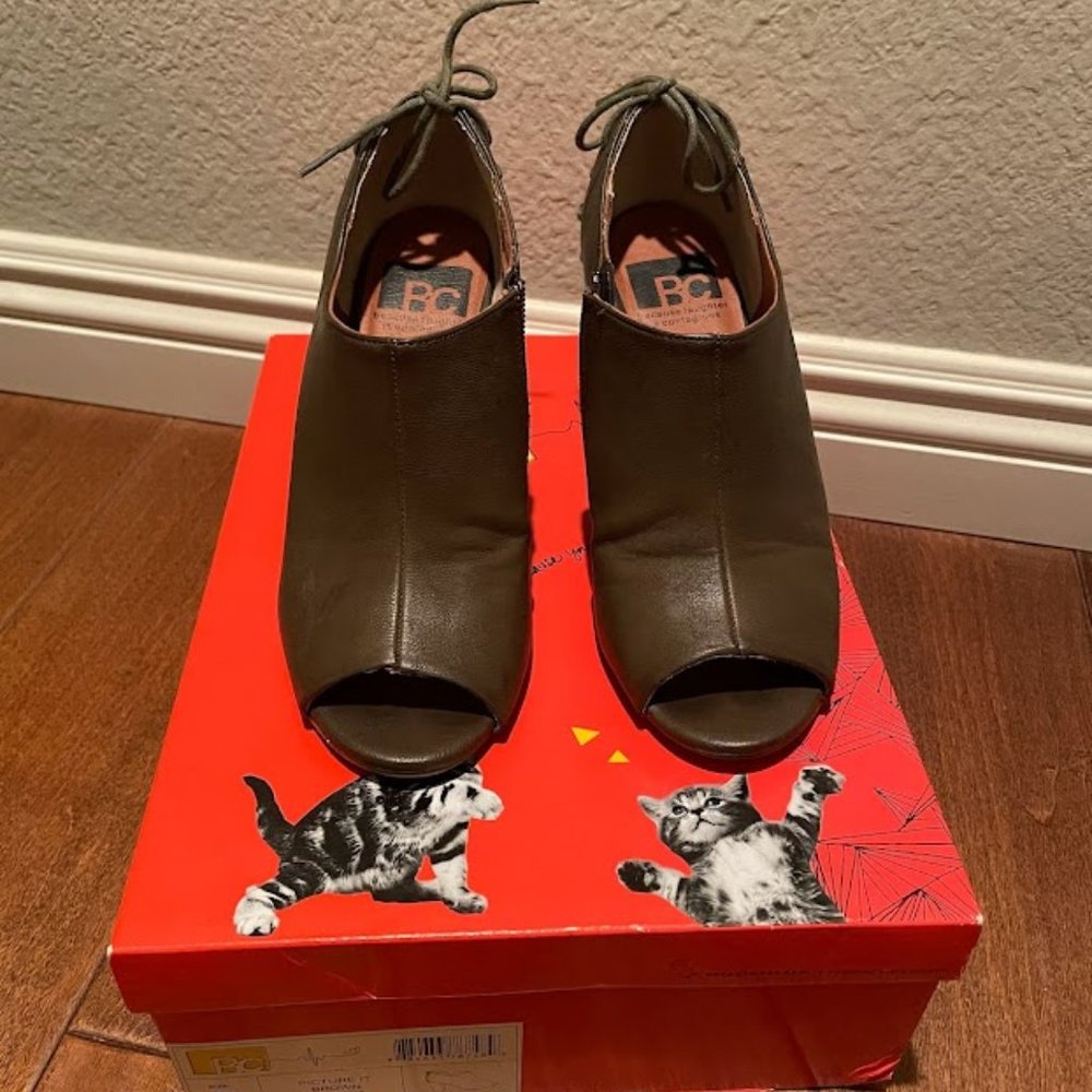 Bp. heeled peeptoe booties with faux lace tie on back size 6